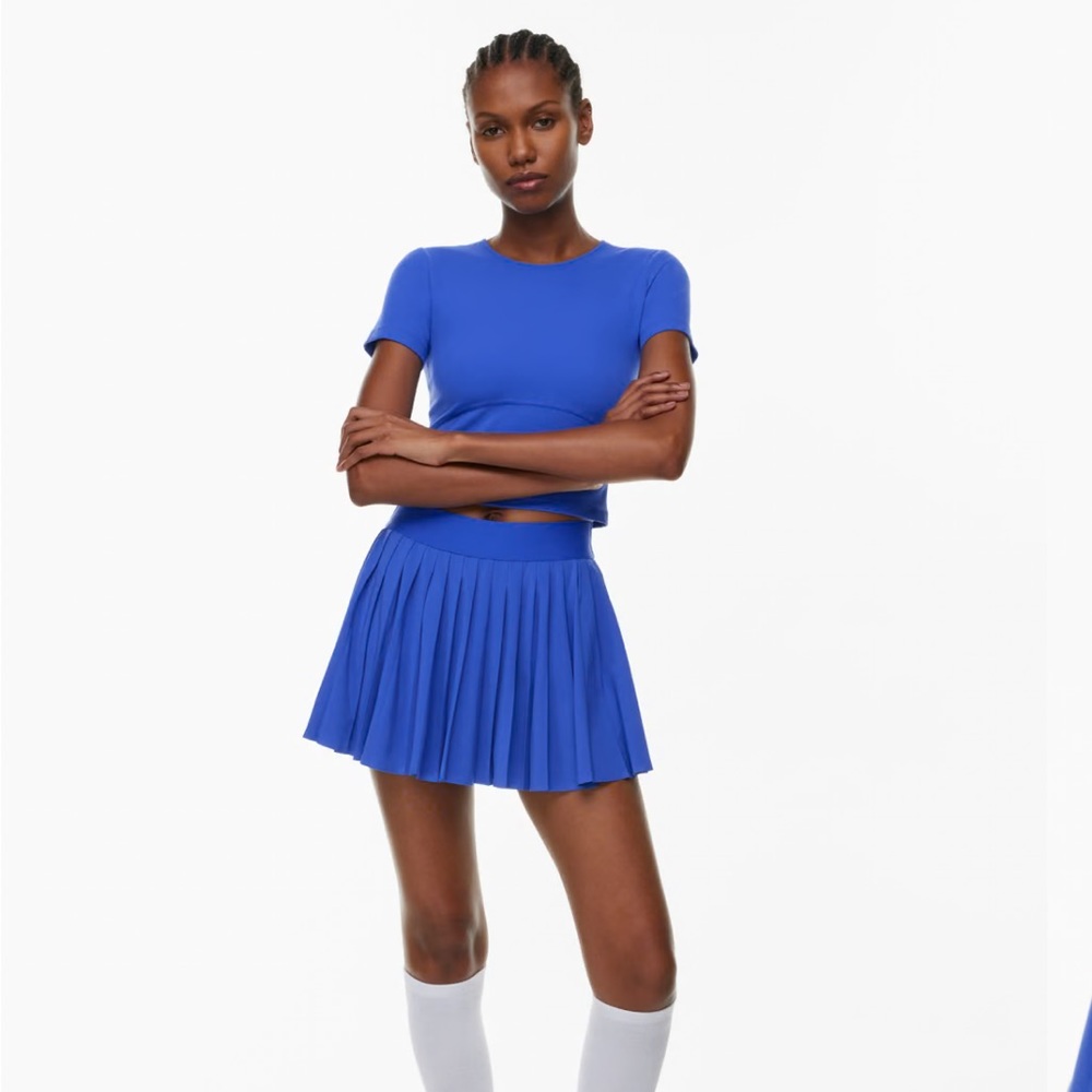 NWT Aritzia GOLDEN MoveTech™ Tennis Pro Micro Skirt